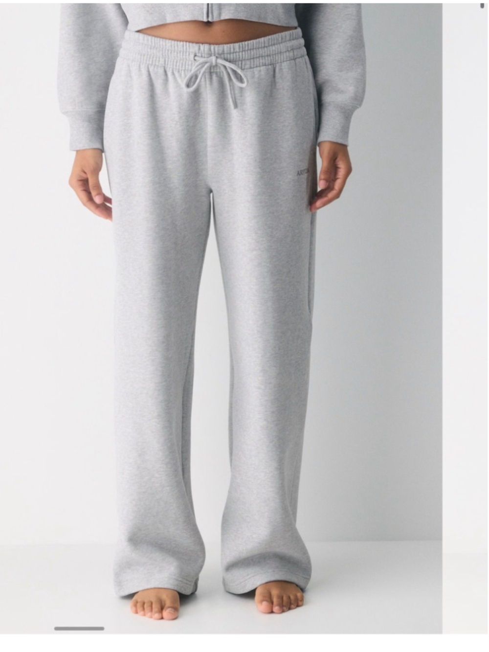 Aritzia Sweatfleece Boyfriend Wide leg size XS $78 retail